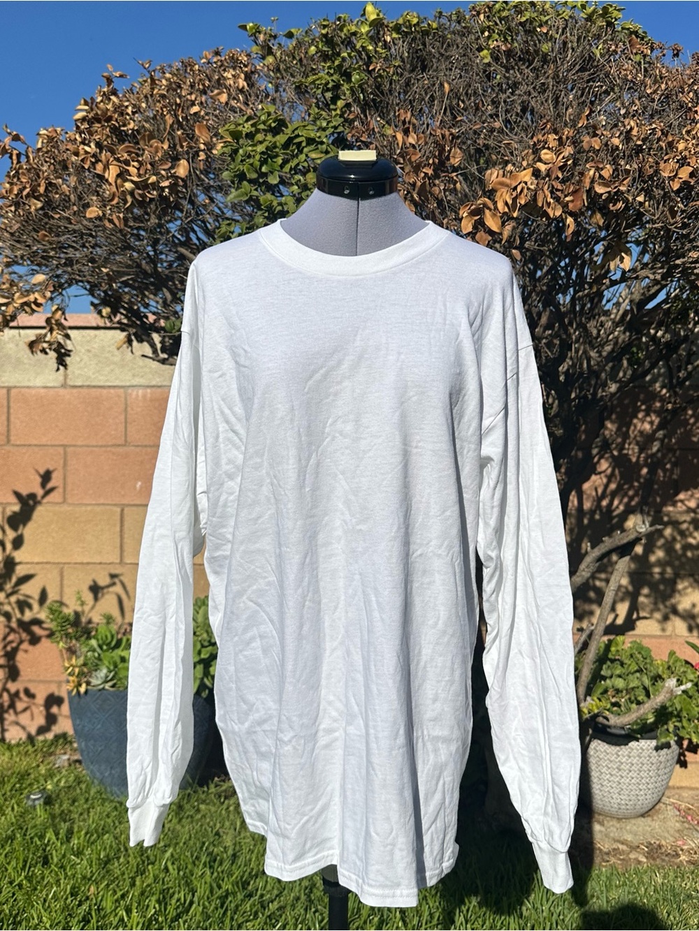 Gildan White Heavy Cotton Long-Sleeve Crewneck Tee Size Large